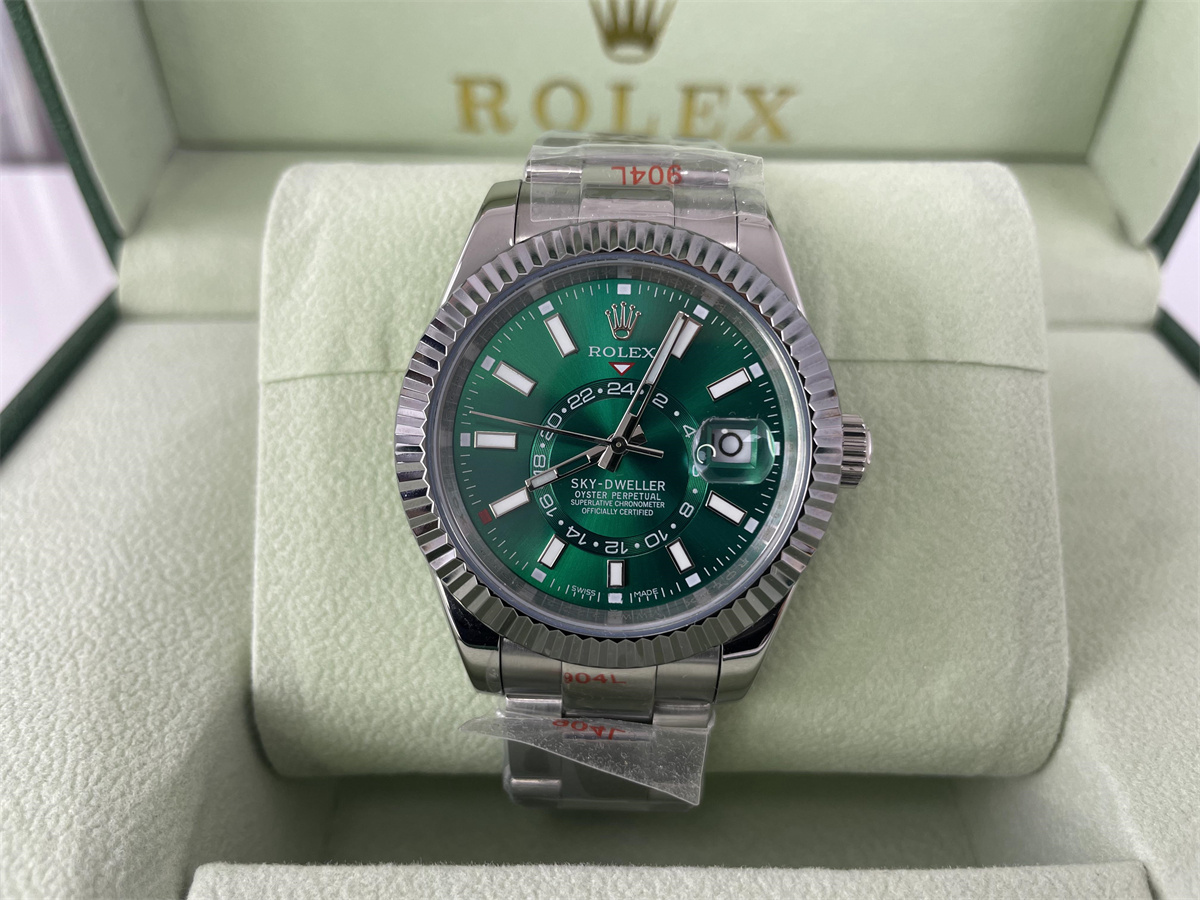 Rolex Watch Sky-Dweller Green with Silver Ring Command (42mm)