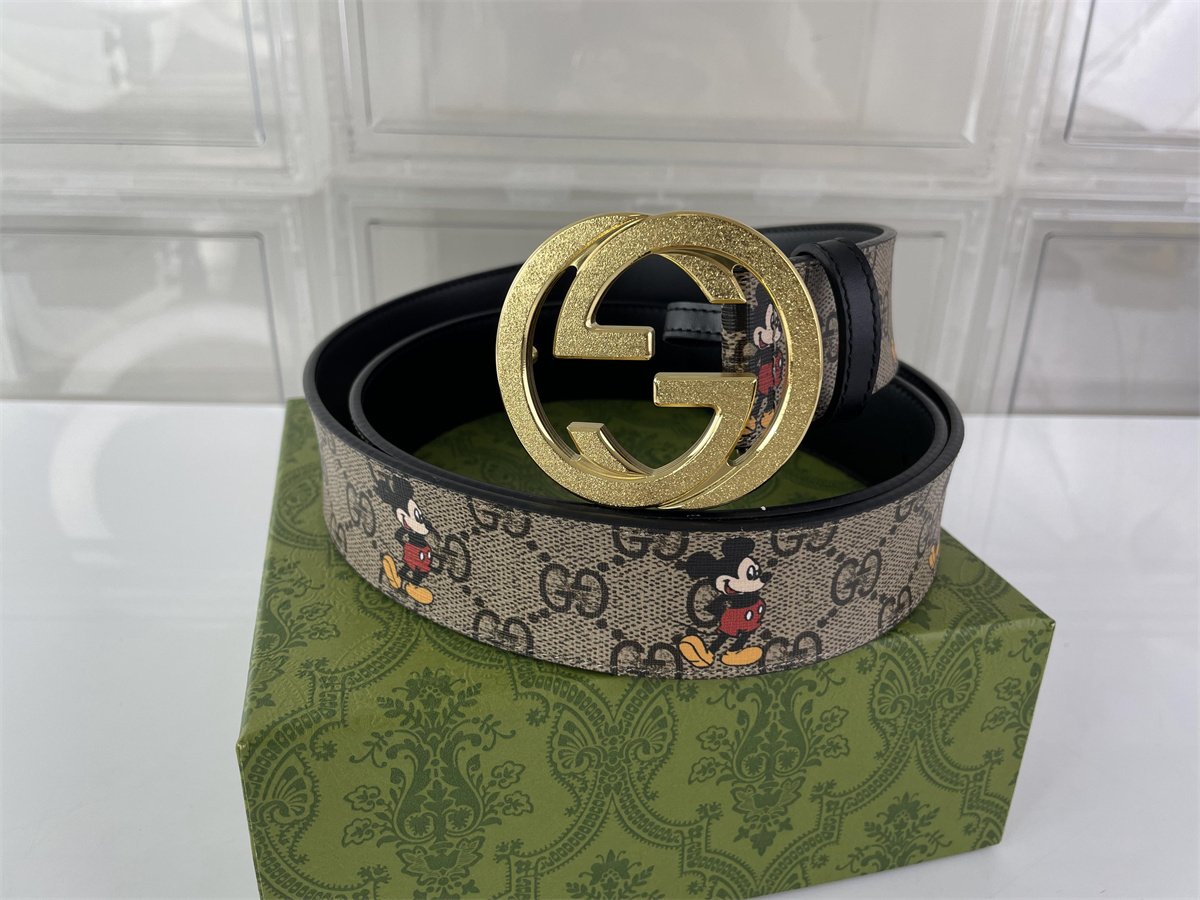 GUCCI 24k Yellow GOLD Brown leather Mickey Mouse belt, (85 - 125 cm)