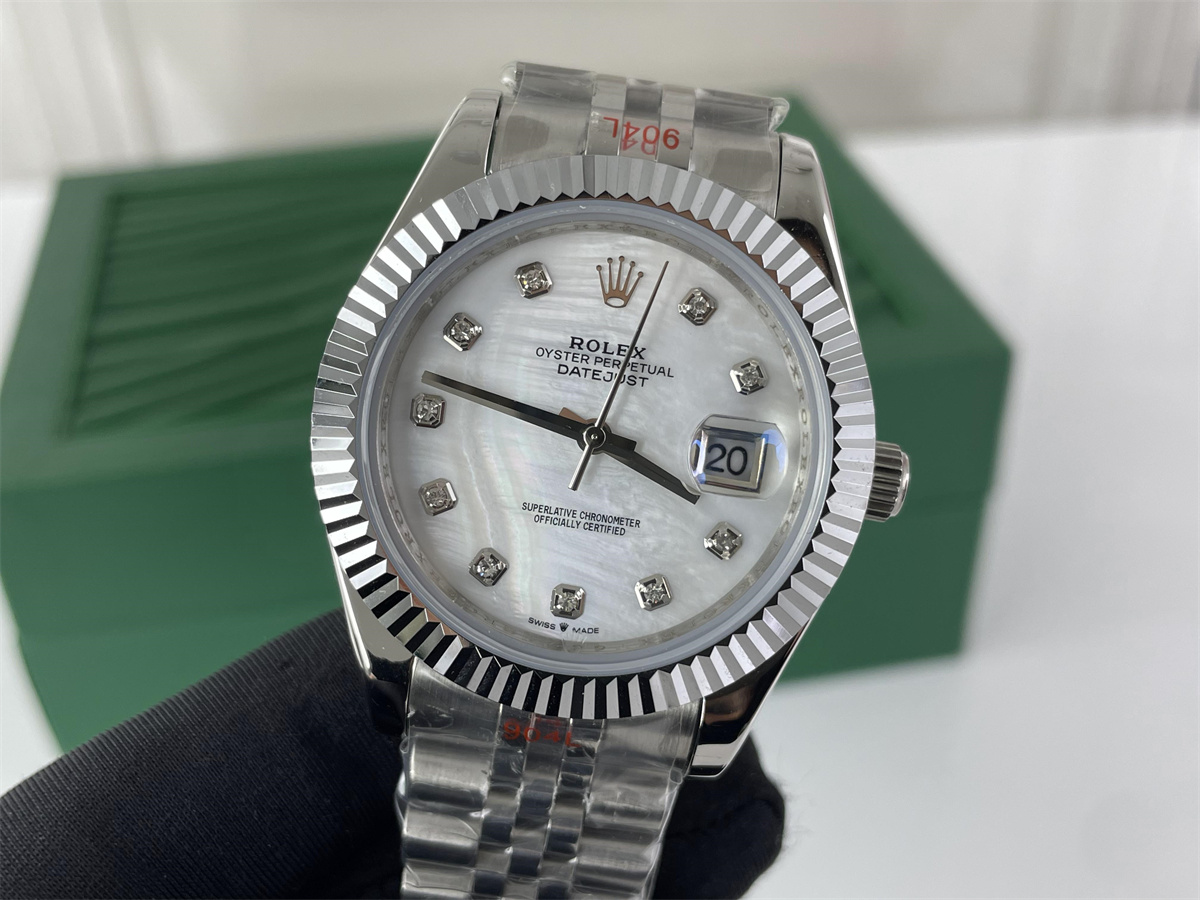 Rolex DATEJUST White Pearl Silver Automachine Watch ( 41mm)