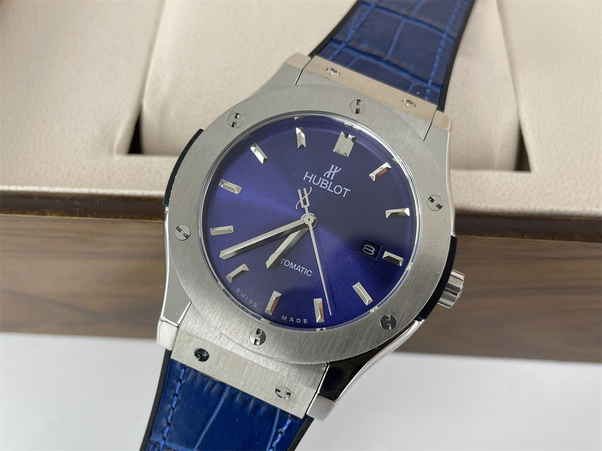HUBLOT Big Bang Sang Blue dial Plate Leather band Machine watch, 42mm