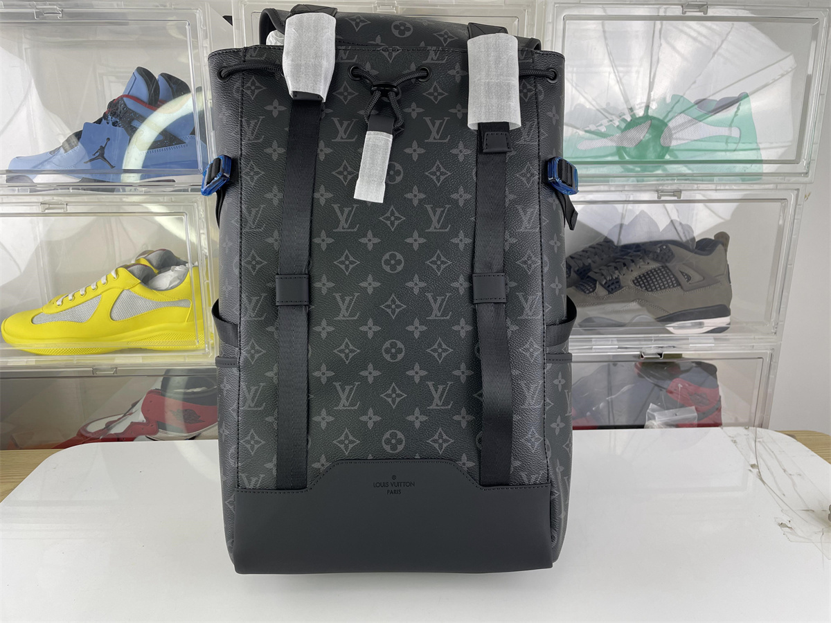 LV Getaway Black outdoor Hiking bag, (50 x 15 x 29 cm)