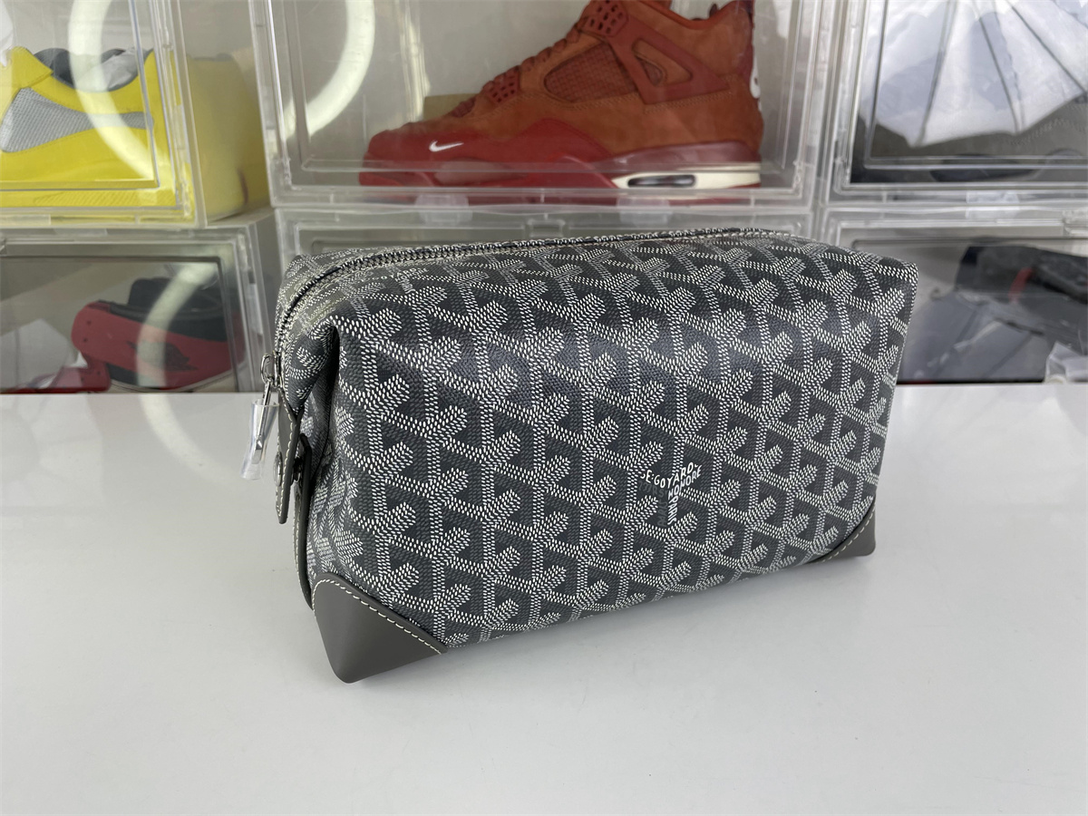 GOYARD Boeing Jouvence Grey Toiletry bag, (24 x 13 x 12 cm)
