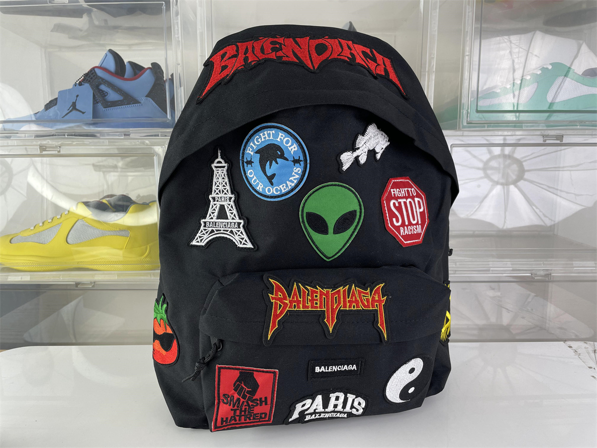 Balenciaga Black converse backpack with tags, (46 x 35 x 13cm )