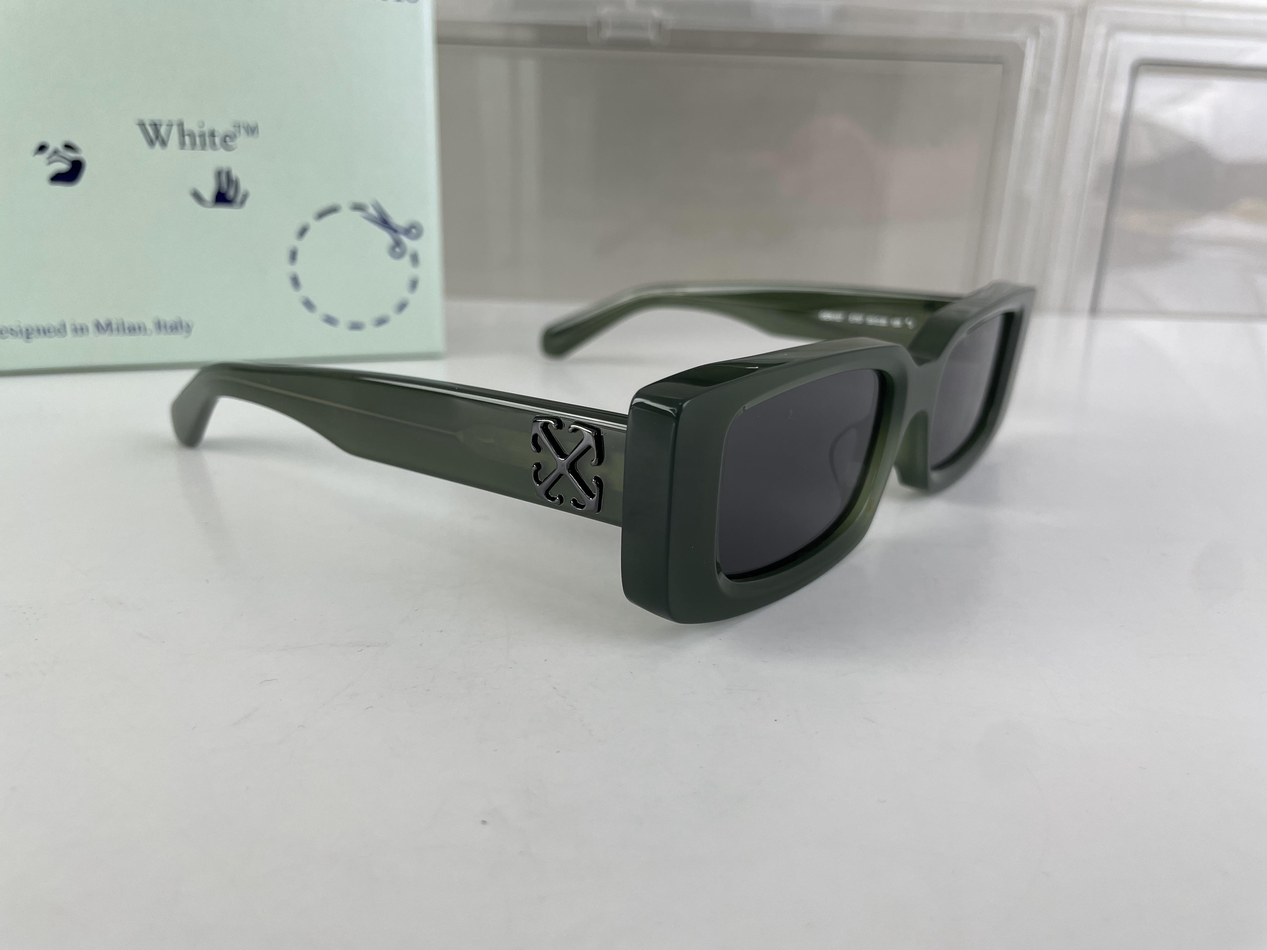 OFF-WHITE Dark Green Sunglasses