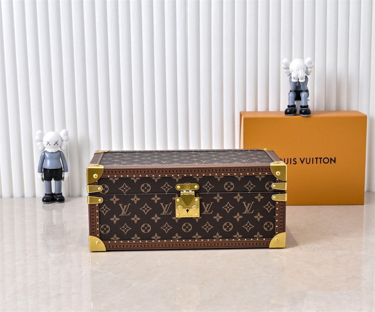 LV Watch collecting box case 8 rooms,  (38 x 18 cm)