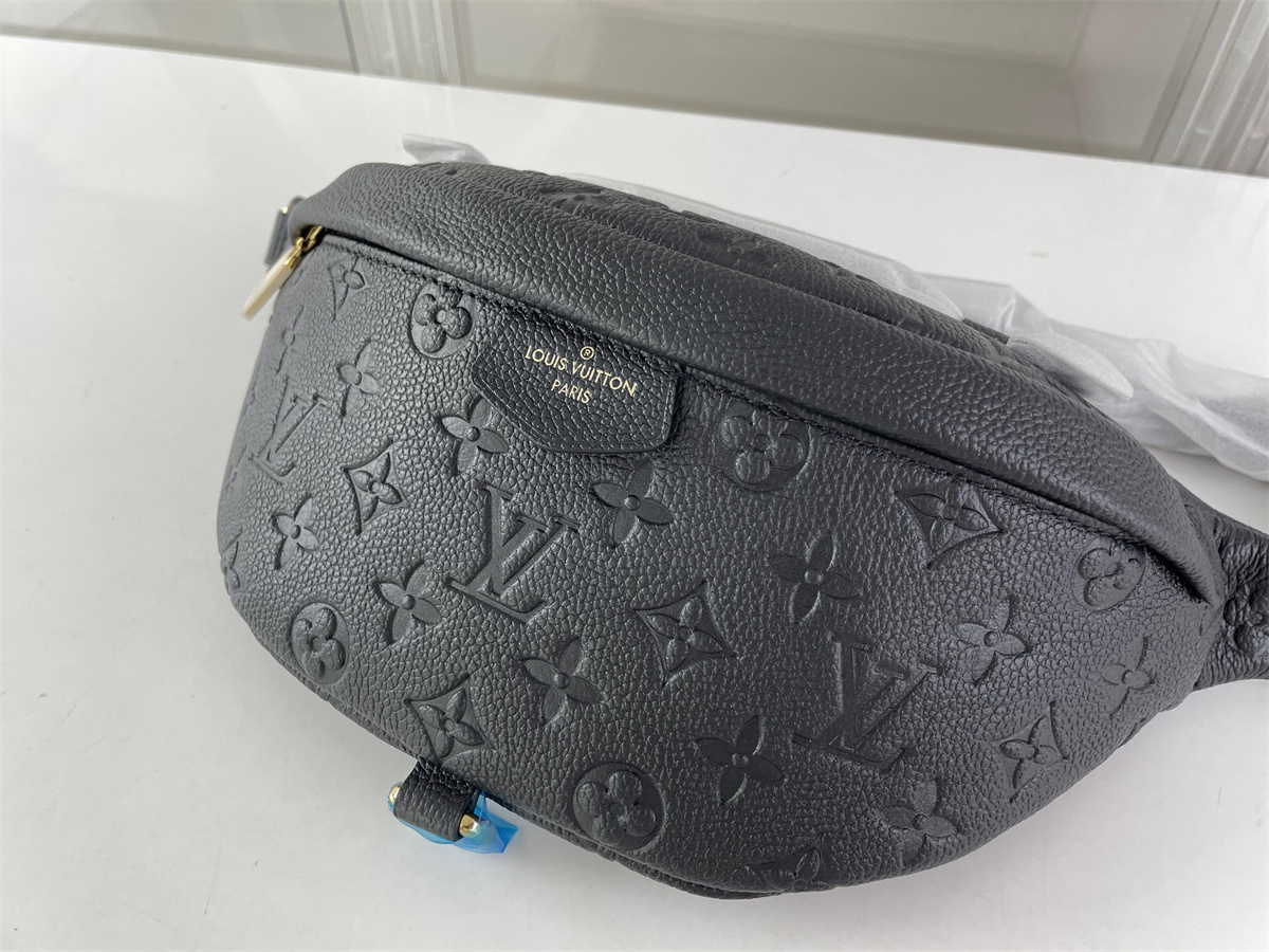 LV Louis Vuitton Black Leather Waist Bumbag, (37 x 14 x 20 cm)