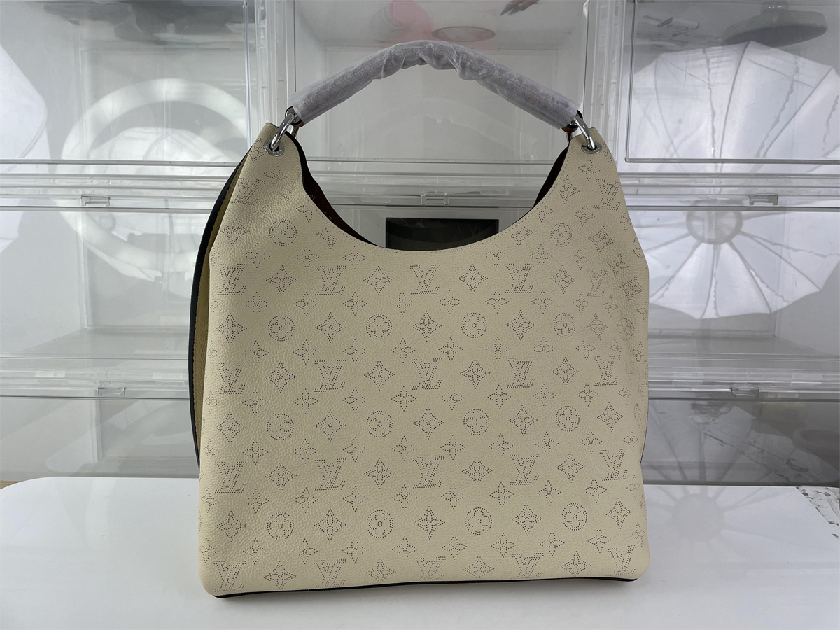 LV Louis Vuitton Taurillon Tan Brown Handling bag, (40 x 35 x 17 cm)