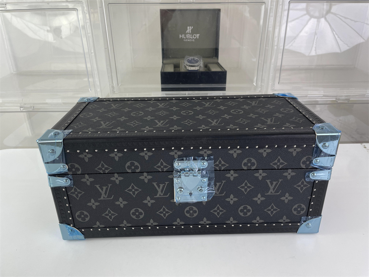 LV Louis Vuitton Black Leather Watch case Jewelry box, (38 x 18 cm)